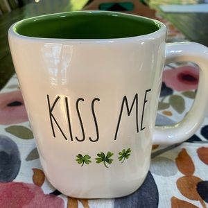 Rae Dunn Kiss Me Mug